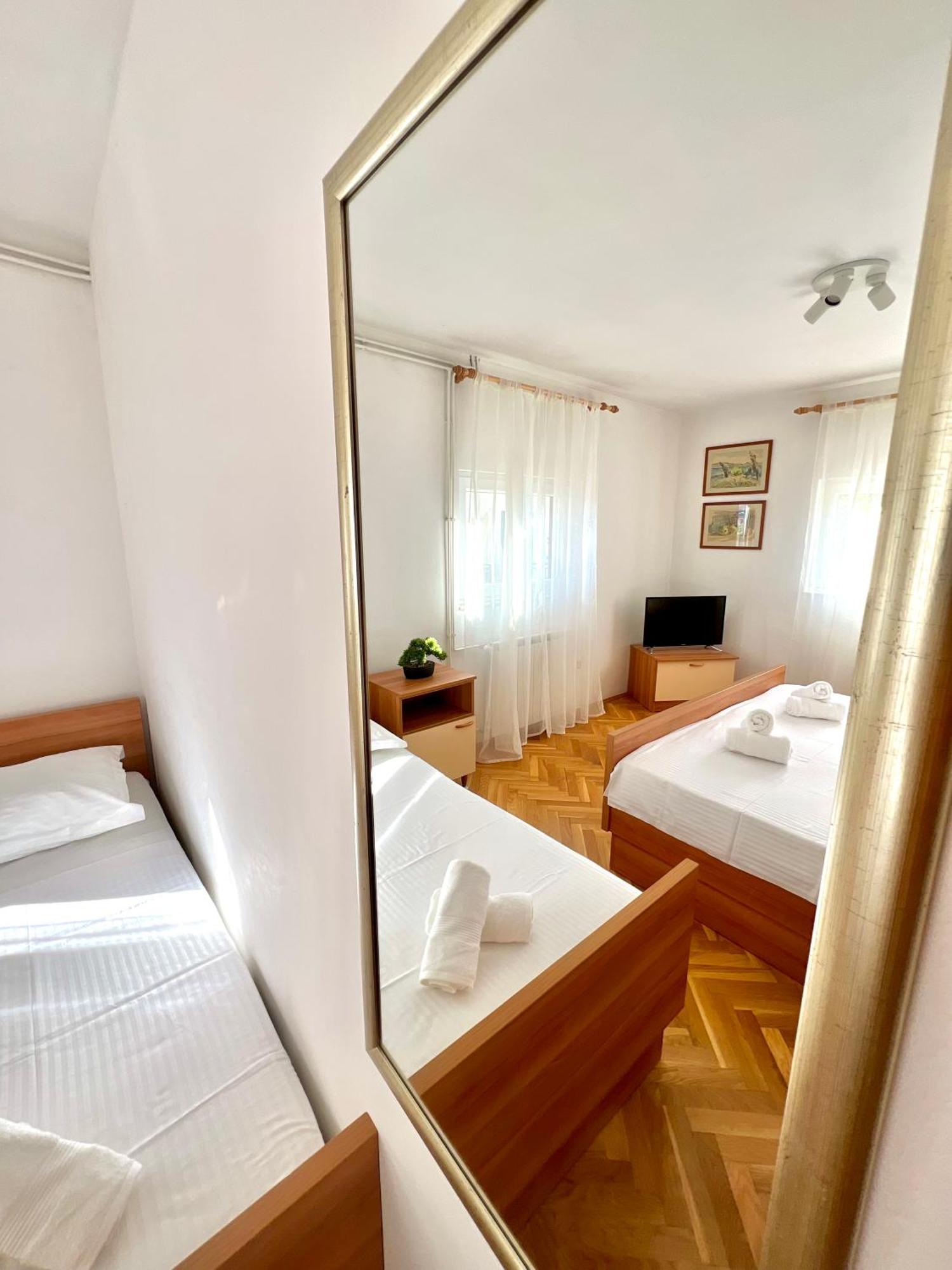 Ferienwohnung Adria 2 Slatine Exterior foto